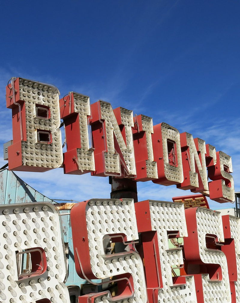 Neon Museum Revives Iconic Binion's Horseshoe Sign From 1980s
