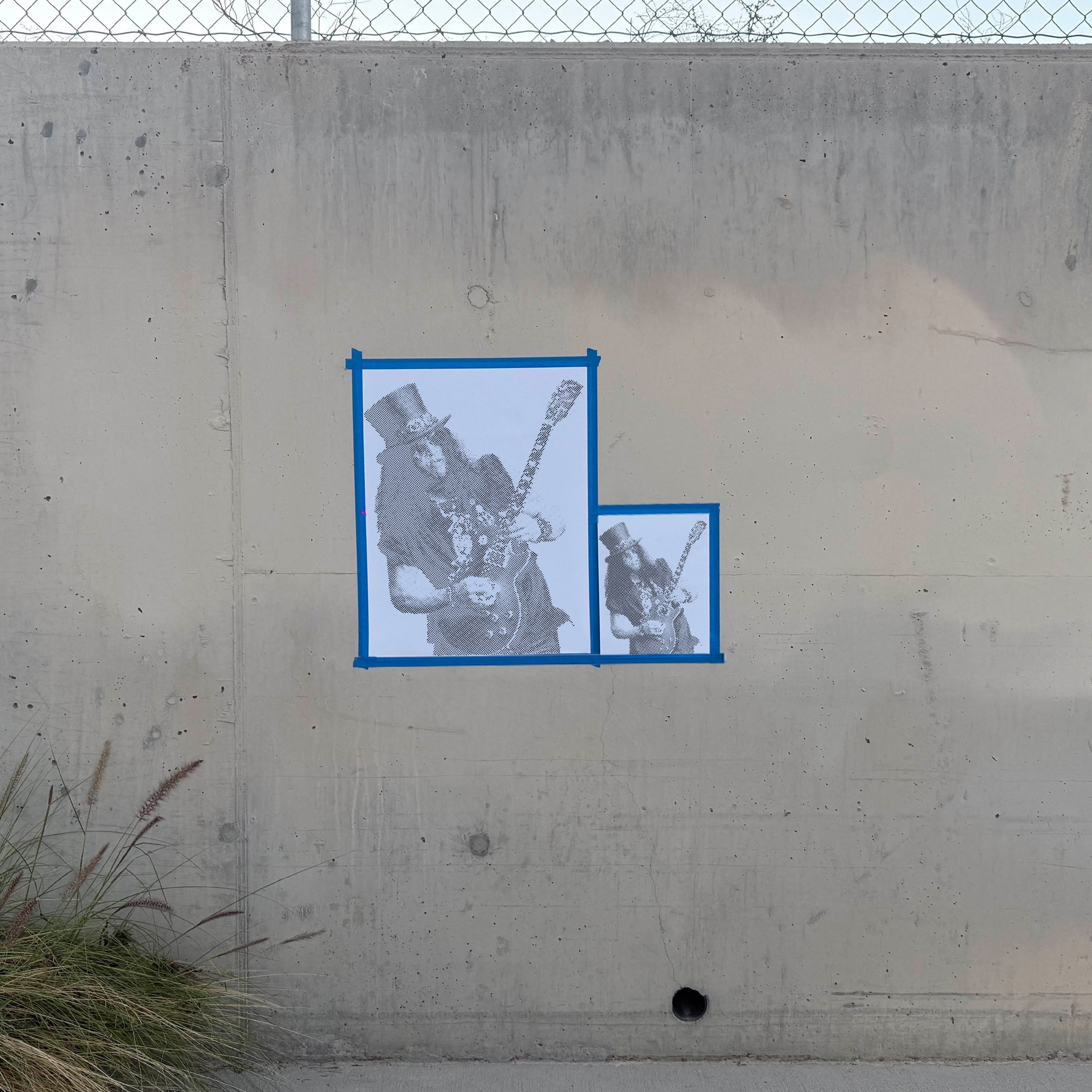 Slash Halftone Stencil - Angle 1