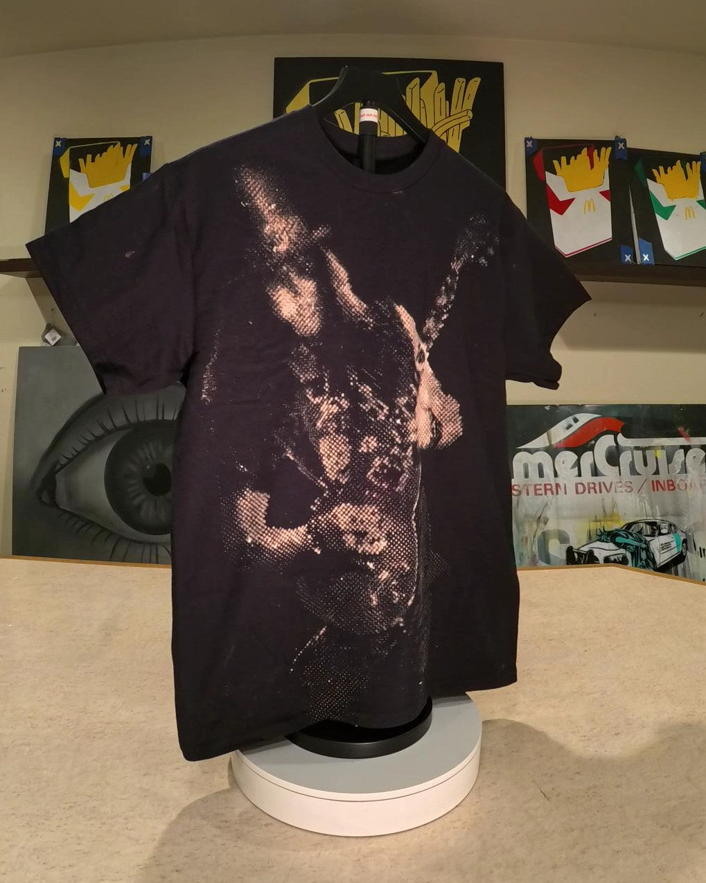 Slash Halftone T-Shirt, 20 degrees left