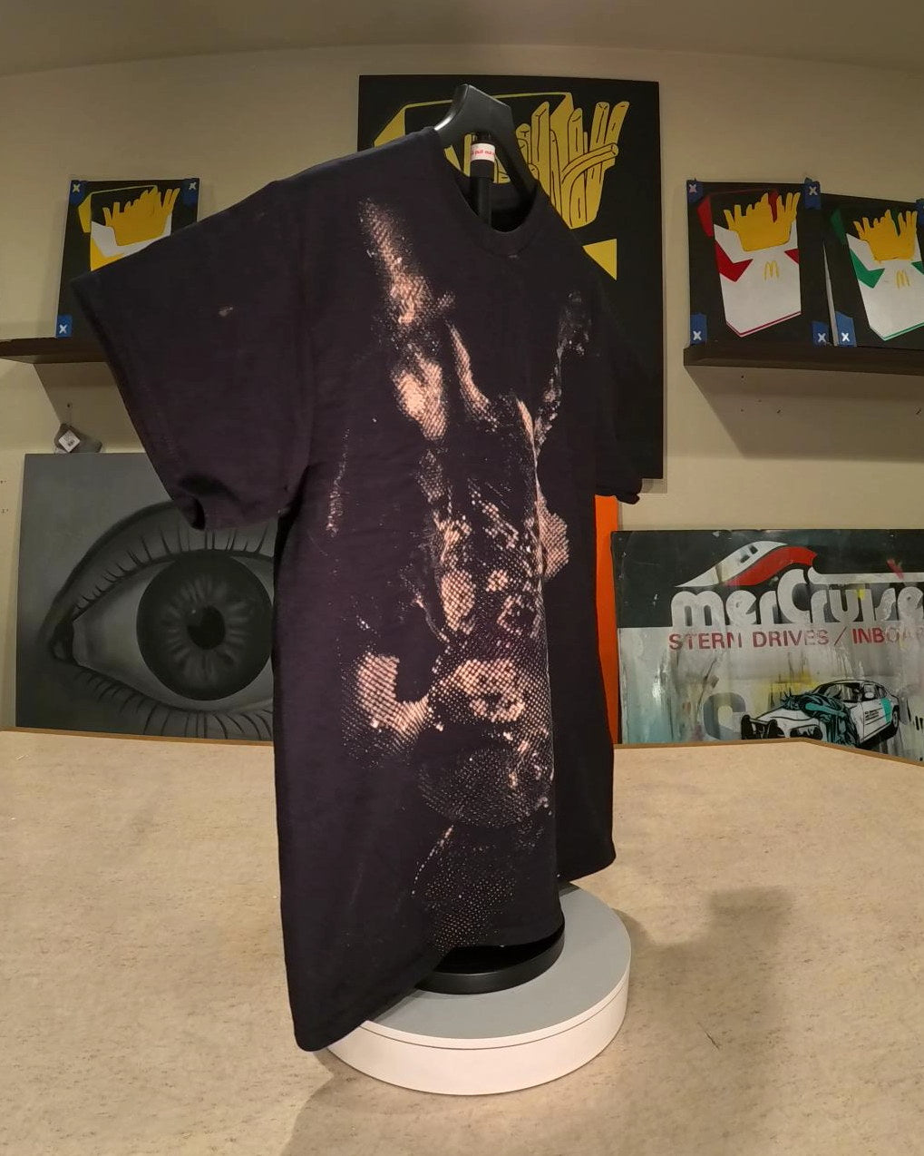 Slash Halftone T-Shirt, 45 degrees left
