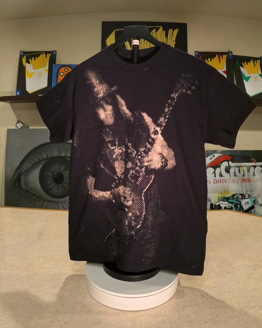 Slash Halftone T-Shirt, 20 degrees right